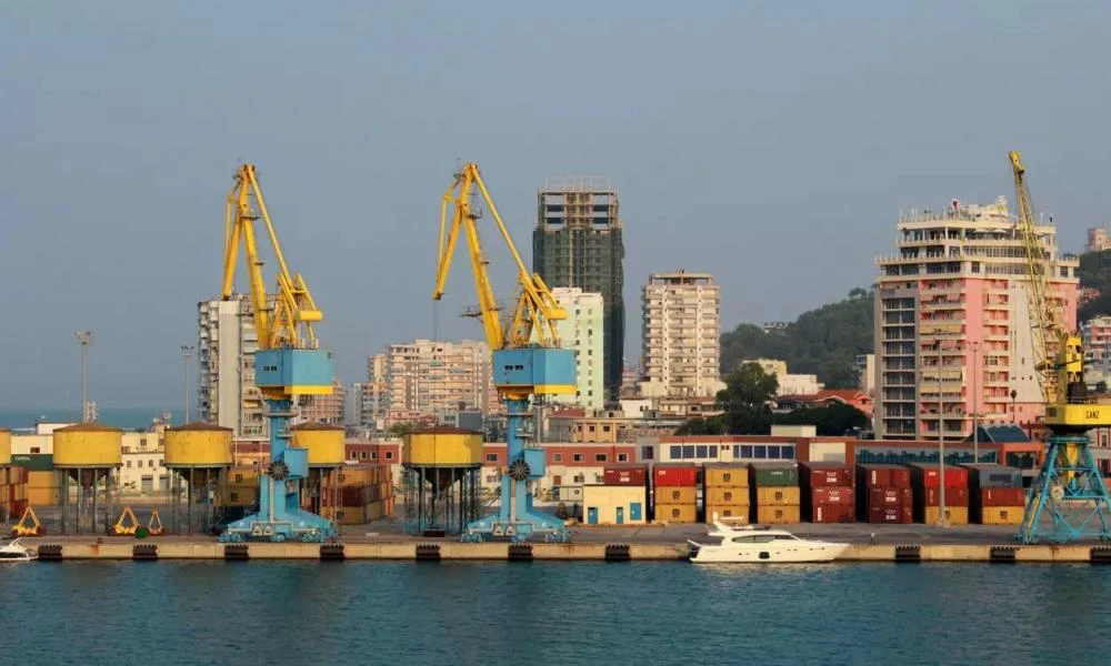 Αλβανία: Στο μικροσκόπιο των αρχών 800 τόνοι επικίνδυνων αποβλήτων